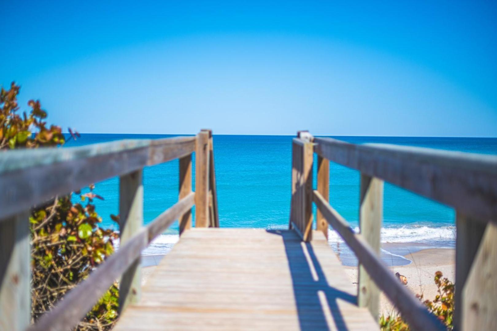 Tranquility Starfish - Oceanfront Paradise! Apartment Melbourne Beach